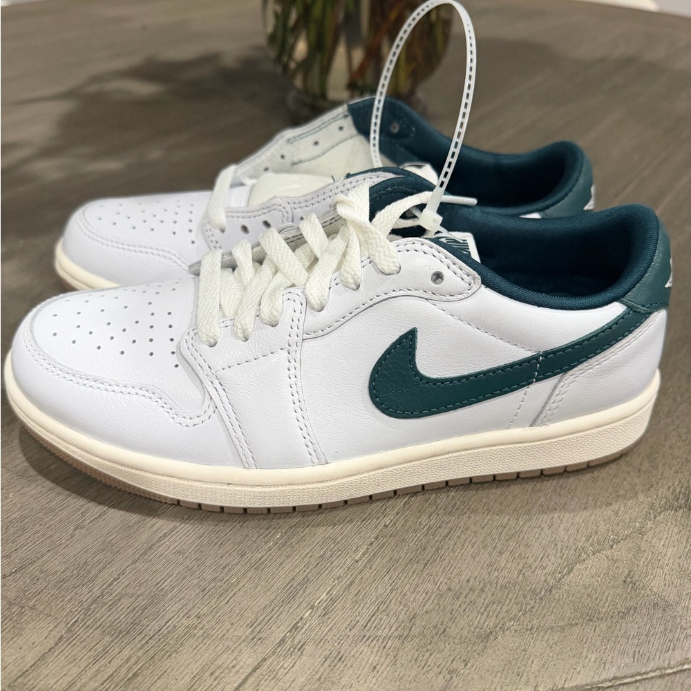Nike Air Jordan White and Dark Green Sneakers size 7 women